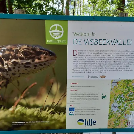 Dağ evi Gezellig Huisje In Groot Natuurgebied Met Hottub *
